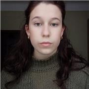 Studentessa iscritta all'università di filosofia, offro lezioni private di filosofia, italiano, storia